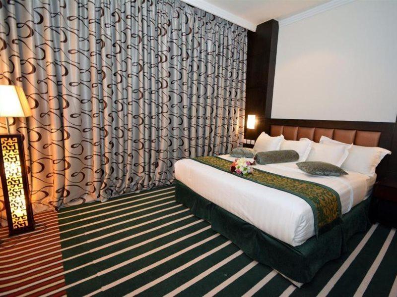 Sunday Millennia Hotel Riyadh Exterior photo